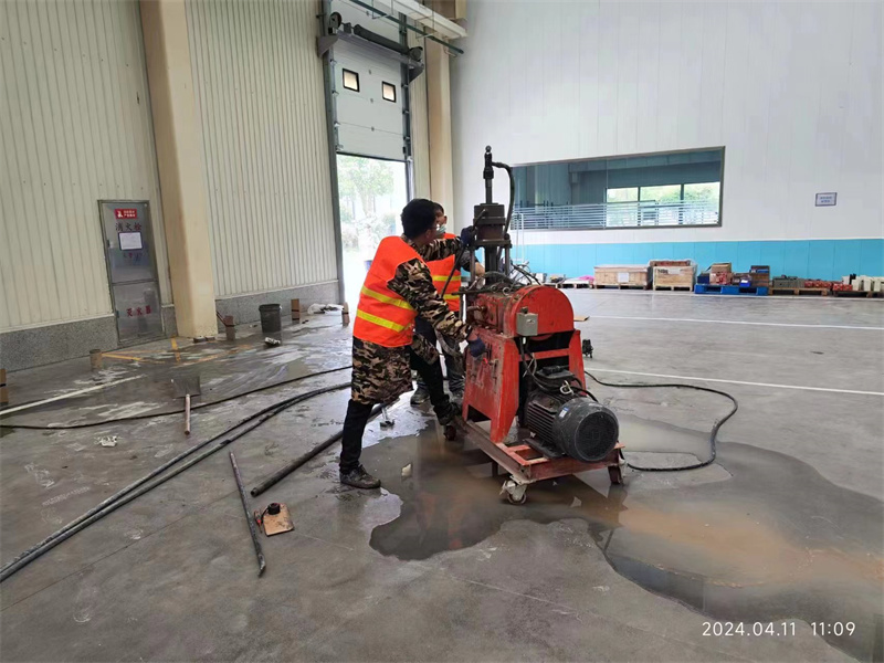 靖安厂房地面下沉塌陷注浆加固施工